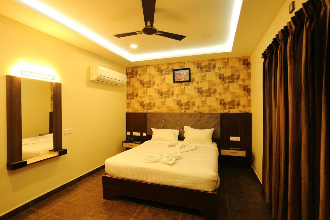 Vedha Residency Hotell Tiruvannāmalai Exteriör bild