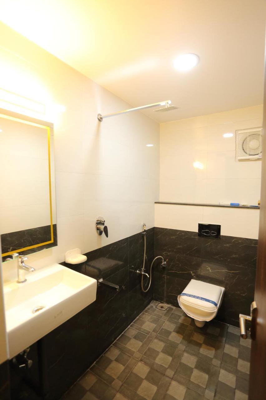 Vedha Residency Hotell Tiruvannāmalai Exteriör bild